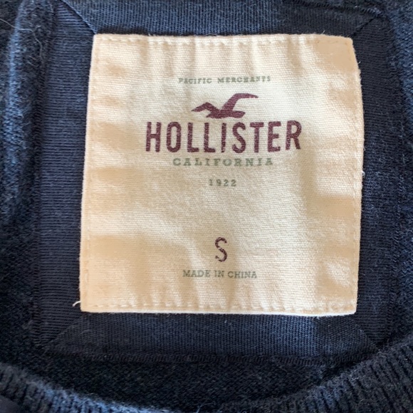 3/$15 Hollister 💯% cotton navy cardigan sweater size small - Picture 5 of 5